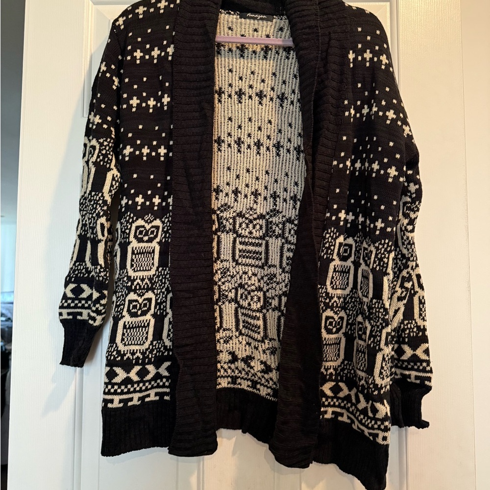 Black and White Owl Patterned Women's Sweater